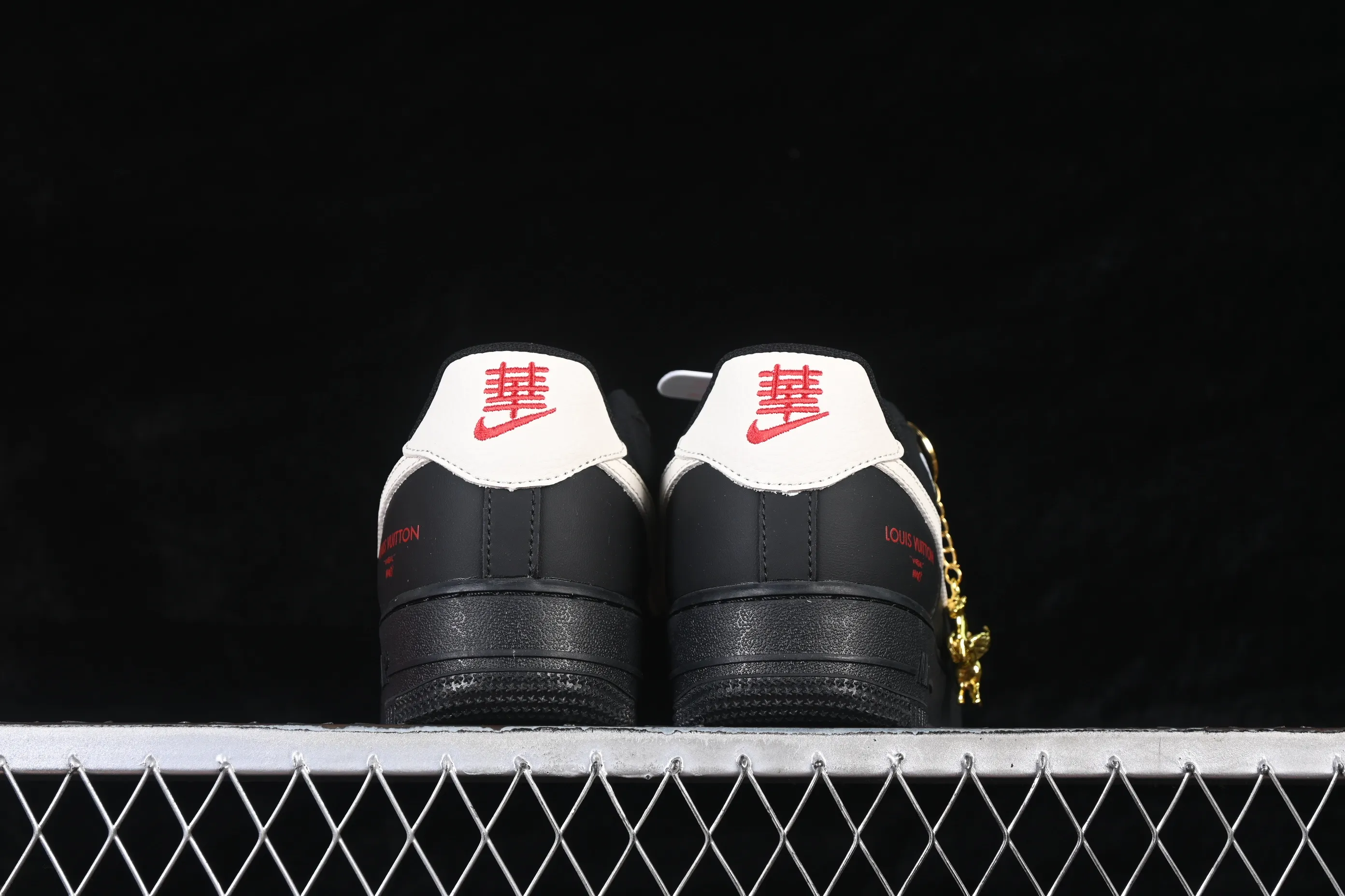 All categories Nk Air Force 1 Air Force series Nk Air Force 1 Low Air Force low-top Nike Air Force 1'07 Low Year of the Horse limited edition Ink white gel Air Force 1 low-top casual sneakers FV3694-104